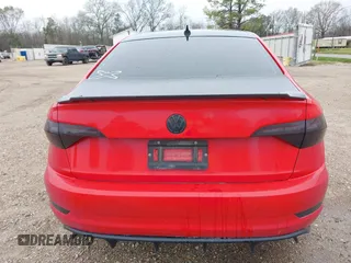 2020 Volkswagen Jetta SEL z VIN 3VWE57BU6LM086798, wystawiony jako IAAI lot #41603698 z przebiegiem 58 960 mil mil oraz . Historia ofert i sprzedaży dostępna na DreamBid. Obrazek 16.