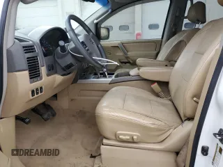 2006 Nissan Armada LE z VIN 5N1AA08B46N715720, wystawiony jako Copart lot #87299074 z przebiegiem 141 564 mil mil oraz Czysty tytuł • Clean title. Historia ofert i sprzedaży dostępna na DreamBid. Obrazek 7.