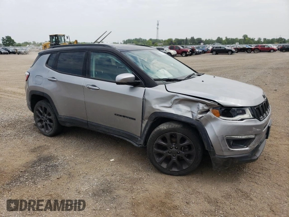 2019 Jeep Compass Limited z VIN 3C4NJDCB1KT760418, wystawiony jako Copart lot #60749295 z przebiegiem 147 863 mil mil oraz Szkoda całkowita • Salvage title. Historia ofert i sprzedaży dostępna na DreamBid. Obrazek 4.