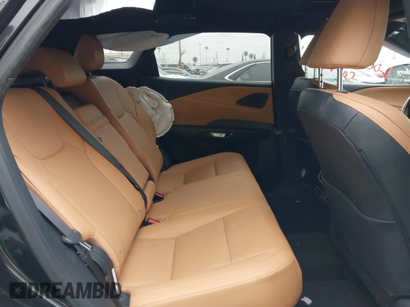 2023 Lexus RX 350 z VIN 2T2BAMCA3PC015704, wystawiony jako IAAI lot #41728927 z przebiegiem 23 356 mil mil oraz . Historia ofert i sprzedaży dostępna na DreamBid. Obrazek 8.