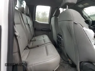 2020 Ford F-150 XL with VIN 1FTFX1E44LFB37743, listed as a Copart auction lot 52869235 with 20,121 mi miles and Clean Title. Bid and sale history available at carsss.com. Image 10.