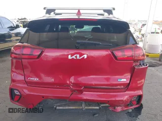 2022 Kia Niro LX with VIN KNDCB3LCXN5540593, listed as a IAAI auction lot 41648032 with 65,747 mi miles. Bid and sale history available at carsss.com. Image 16.
