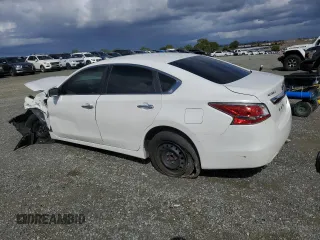 2014 Nissan Altima 2.5 S with VIN 1N4AL3APXEN378237, listed as a Copart auction lot 50934945 with Not Provided miles and Non Repairable. Bid and sale history available at carsss.com. Image 2.