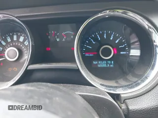 2014 Ford Mustang V6 с VIN 1ZVBP8AM7E5287185, выставлен на аукционе IAAI как лот 42187534 с пробегом 165 355 миль миль и . История ставок и продаж доступна на DreamBid. Изображение 7.