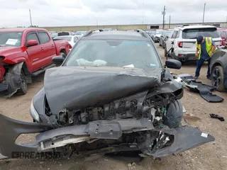 2016 Jeep Cherokee Sport with VIN 1C4PJLAB1GW350578, listed as a IAAI auction lot 41692380 with Not Provided miles and . Bid and sale history available at DreamBid. Image 13.