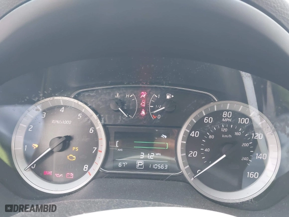 2015 Nissan Sentra S with VIN 3N1AB7AP3FY267069, listed as a IAAI auction lot 42021321 with 110,563 mi miles. Bid and sale history available at carsss.com. Image 7.
