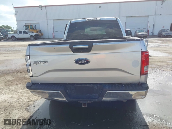 2015 Ford F-150 XL with VIN 1FTEX1CP1FKE81373, listed as a IAAI auction lot 42176024 with 186,808 mi miles. Bid and sale history available at carsss.com. Image 16.