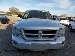 2008 Dodge Dakota with VIN 1D7HW78N78S598393, listed as a Copart auction lot 77828614 with 173,080 mi miles and Non repairable. Bid and sale history available at DreamBid. Image 5.