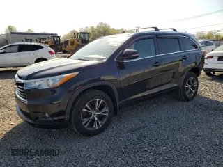 2016 Toyota Highlander XLE z VIN 5TDJKRFH5GS300348, wystawiony jako Copart lot #54166765 z przebiegiem 132 072 mil mil oraz Szkoda całkowita • Salvage title. Historia ofert i sprzedaży dostępna na DreamBid. Obrazek 1.