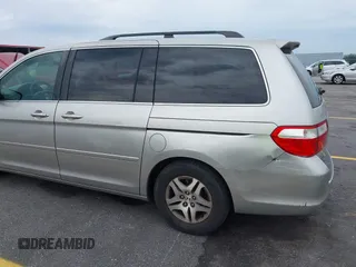 2007 Honda Odyssey EX-L z VIN 5FNRL38647B426620, wystawiony jako IAAI lot #42059093 z przebiegiem 258 622 mil mil oraz . Historia ofert i sprzedaży dostępna na DreamBid. Obrazek 15.