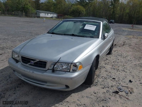 2004 Volvo C70 with VIN YV1NC62D14J049086, listed as a IAAI auction lot 41950132 with NaN miles. Bid and sale history available at carsss.com. Image 2.