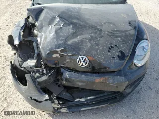 2019 Volkswagen Beetle S with VIN 3VWFD7AT6KM710887, listed as a Copart auction lot 82988474 with 0 mi miles and Salvage Title. Bid and sale history available at carsss.com. Image 12.