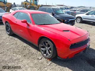2018 Dodge Challenger SXT with VIN 2C3CDZAG3JH138778, listed as a IAAI auction lot 41855652 with 183,326 mi miles. Bid and sale history available at carsss.com. Image 1.