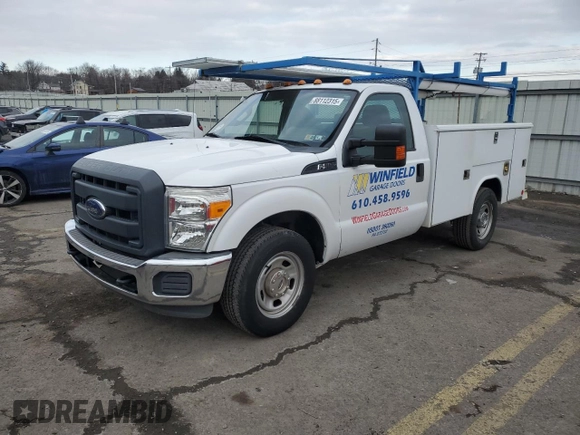 2015 Ford F-350 z VIN 1FDRF3E64FEB37731, wystawiony jako Copart lot #88112315 z przebiegiem 82 988 mil mil oraz Szkoda całkowita • Salvage title. Historia ofert i sprzedaży dostępna na DreamBid. Obrazek 1.