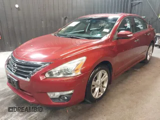 2014 Nissan Altima S with VIN 1N4AL3AP0EN347207, listed as a IAAI auction lot 42029532 with 28,324 mi miles and . Bid and sale history available at carsss.com. Image 2.