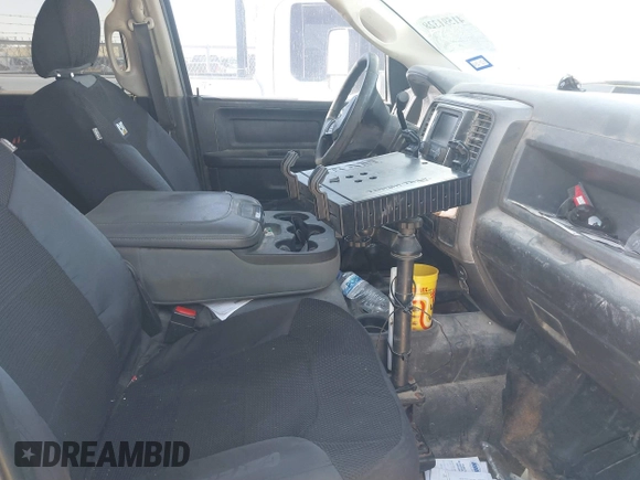 2017 Ram 2500 Tradesman с VIN 3C6TR5HT8HG737959, выставлен на аукционе IAAI как лот 41591328 с пробегом 240 260 миль миль и . История ставок и продаж доступна на DreamBid. Изображение 5.