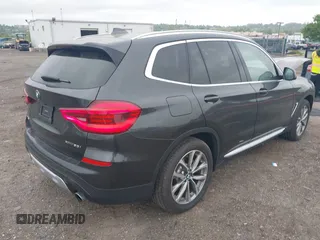 2019 BMW X3 xDrive30i z VIN 5UXTR9C56KLD92631, wystawiony jako IAAI lot #42200178 z przebiegiem 38 666 mil mil oraz . Historia ofert i sprzedaży dostępna na DreamBid. Obrazek 4.