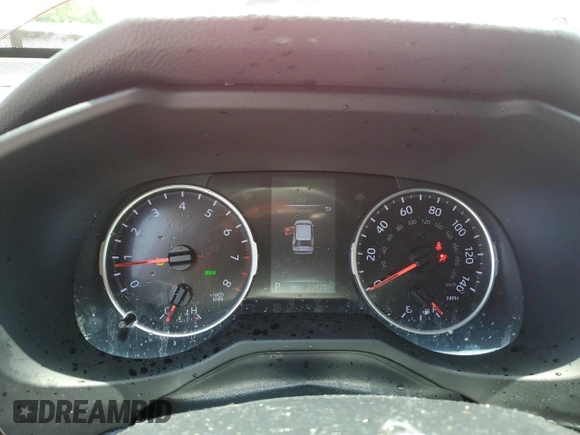 2021 Toyota RAV4 XLE Premium z VIN 2T3C1RFV3MW155693, wystawiony jako Copart lot #61505845 z przebiegiem 22 420 mil mil oraz Szkoda całkowita • Salvage title. Historia ofert i sprzedaży dostępna na DreamBid. Obrazek 9.