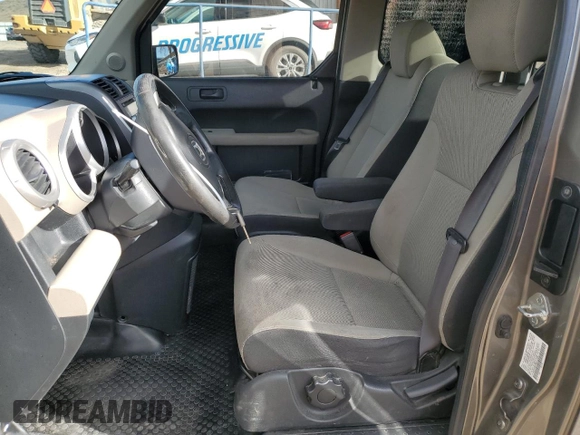2008 Honda Element EX z VIN 5J6YH28758L011928, wystawiony jako Copart lot #79735204 z przebiegiem 198 311 mil mil oraz Szkoda całkowita • Salvage title. Historia ofert i sprzedaży dostępna na DreamBid. Obrazek 7.