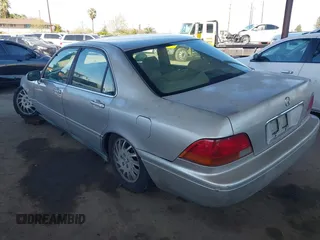 1998 Acura RL с VIN JH4KA9666WC006008, выставлен на аукционе IAAI как лот 41675045 с пробегом 232 087 миль миль и . История ставок и продаж доступна на DreamBid. Изображение 3.