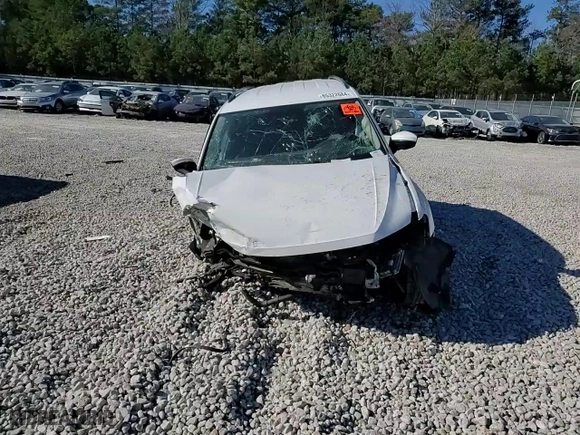 2018 Volkswagen Tiguan S with VIN 3VV1B7AX1JM109375, listed as a Copart auction lot 85322684 with 0 mi miles and Salvage Title. Bid and sale history available at carsss.com. Image 11.