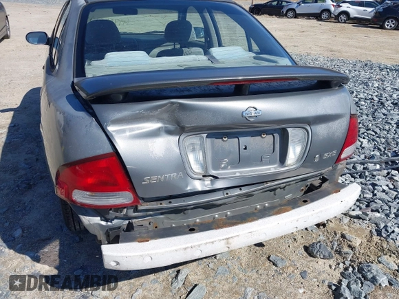 2001 Nissan Sentra GXE z VIN 3N1CB51D11L525002, wystawiony jako IAAI lot #41888310 z przebiegiem 119 547 mil mil oraz . Historia ofert i sprzedaży dostępna na DreamBid. Obrazek 6.