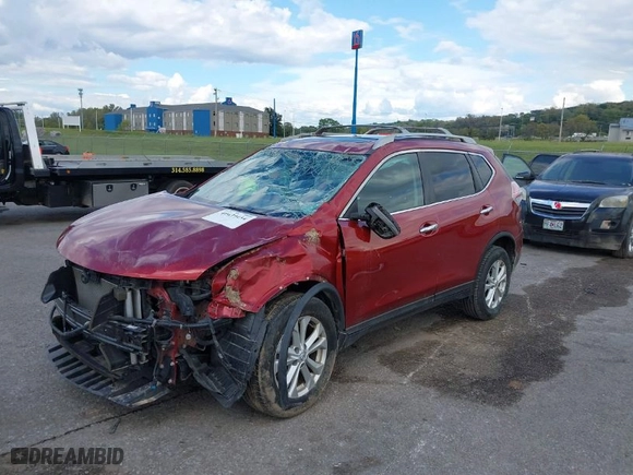 2016 Nissan Rogue SV with VIN 5N1AT2MV6GC821153, listed as a IAAI auction lot 40439434 with 210,114 mi miles. Bid and sale history available at carsss.com. Image 2.