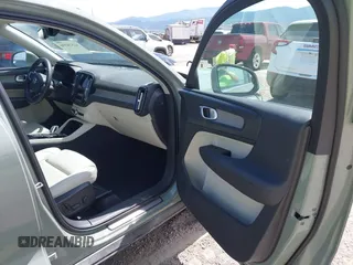 2023 Volvo XC40 Plus Bright Theme with VIN YV4L12UNXP2930656, listed as a IAAI auction lot 42524396 with 58,185 mi miles and . Bid and sale history available at DreamBid. Image 5.