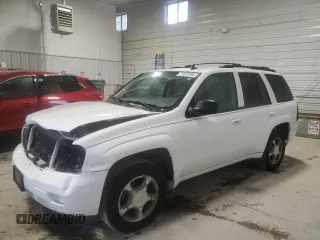 2006 Chevrolet TrailBlazer LT with VIN 1GNET13M562110886, listed as a Copart auction lot 77870184 with 211,954 mi miles and Salvage Title. Bid and sale history available at carsss.com. Image 1.