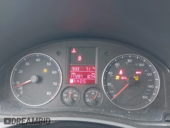 2009 Volkswagen Jetta SE with VIN 3VWRZ71K99M121820, listed as a IAAI auction lot 42458066 with 177,287 mi miles and . Bid and sale history available at DreamBid. Image 7.