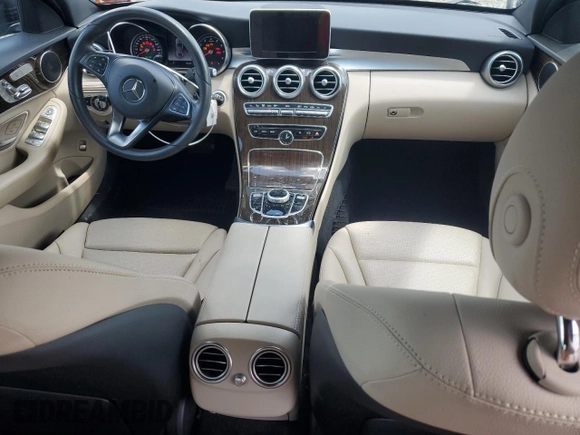 2018 Mercedes-Benz C 300 с VIN 55SWF4KB2JU281119, выставлен на аукционе Copart как лот 61462405 с пробегом 47 381 миль миль и Списание • Salvage title. История ставок и продаж доступна на DreamBid. Изображение 8.