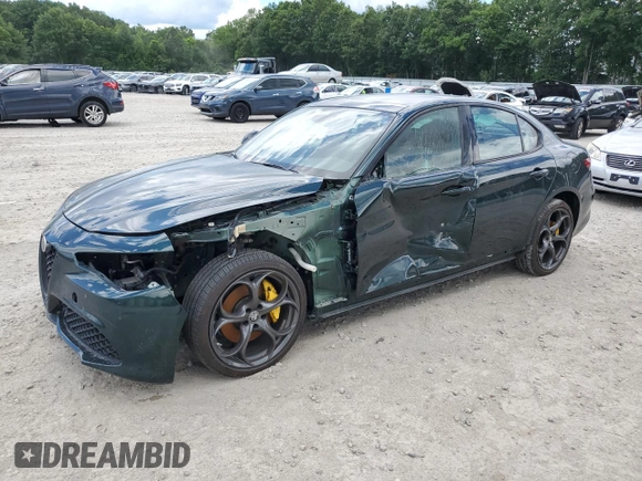 2020 Alfa Romeo Giulia Ti with VIN ZARFANBN5L7629963, listed as a Copart auction lot 60471274 with 35,827 mi miles and Salvage Title. Bid and sale history available at carsss.com. Image 1.
