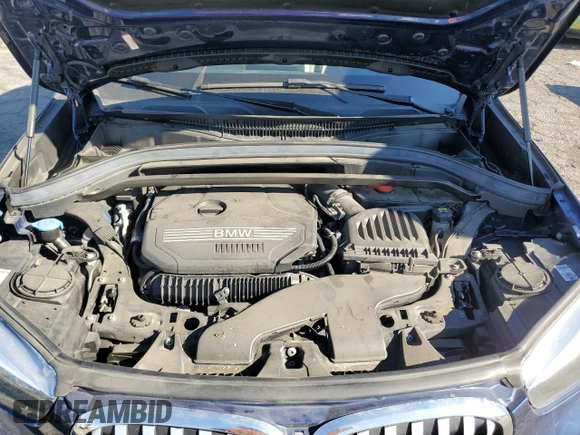 2022 BMW X1 sDrive28i with VIN WBXJG7C0XN5U49445, listed as a Copart auction lot 81754694 with 43,900 mi miles and Salvage Title. Bid and sale history available at carsss.com. Image 12.