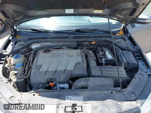 2012 Volkswagen Jetta TDI w/Premium with VIN 3VWLL7AJ1CM307485, listed as a IAAI auction lot 42384300 with 118,958 mi miles and . Bid and sale history available at DreamBid. Image 10.