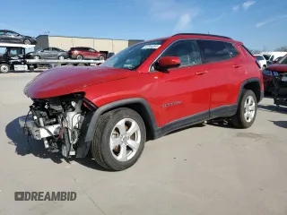 2018 Jeep Compass Latitude with VIN 3C4NJCBB2JT212227, listed as a Copart auction lot 47344295 with 139,483 mi miles and Salvage Title. Bid and sale history available at carsss.com. Image 1.