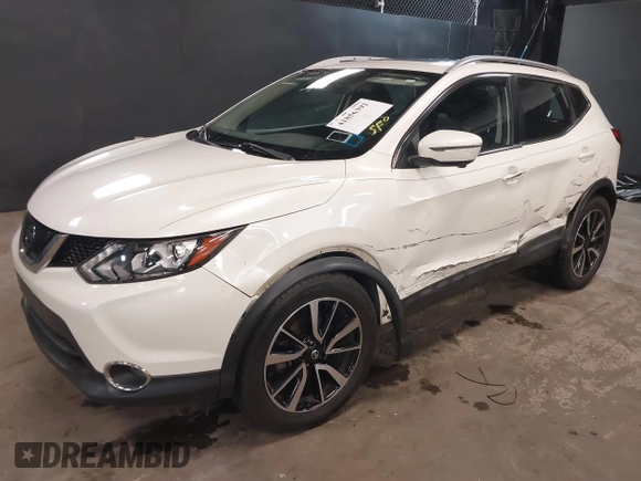 2017 Nissan Rogue Sport SL with VIN JN1BJ1CR4HW103472, listed as a IAAI auction lot 41856392 with 38,584 mi miles. Bid and sale history available at carsss.com. Image 17.