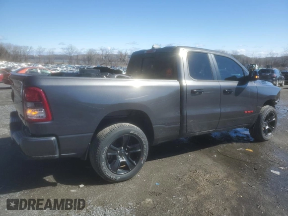 2024 Ram 1500 Big Horn z VIN 1C6SRFBT0RN210968, wystawiony jako Copart lot #49988365 z przebiegiem 7 678 mil mil oraz Szkoda całkowita • Salvage title. Historia ofert i sprzedaży dostępna na DreamBid. Obrazek 3.