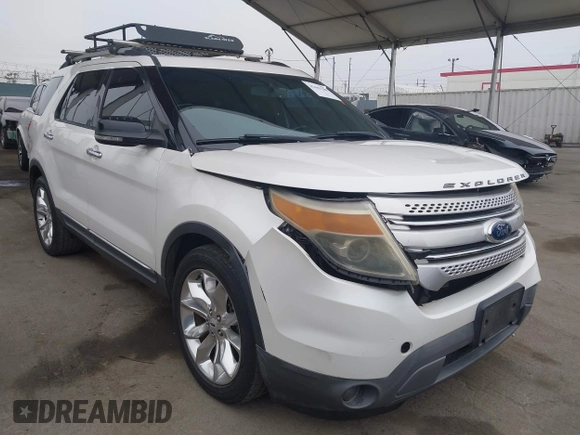 2014 Ford Explorer XLT z VIN 1FM5K7D88EGA03585, wystawiony jako IAAI lot #42443289 z przebiegiem 186 194 mil mil oraz . Historia ofert i sprzedaży dostępna na DreamBid. Obrazek 1.