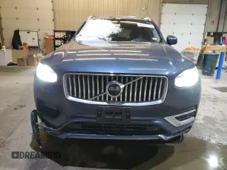 2021 Volvo XC90 Inscription with VIN YV4A22PL0M1747895, listed as a Copart auction lot 89405255 with 57,270 mi miles and Salvage title. Bid and sale history available at DreamBid. Image 5.