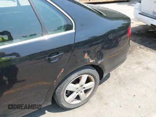2008 Volkswagen Jetta SE with VIN 3VWRZ71K18M160304, listed as a IAAI auction lot 42484836 with 185,592 mi miles and . Bid and sale history available at DreamBid. Image 6.