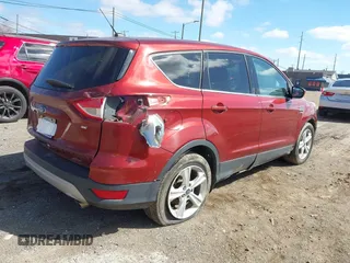 2016 Ford Escape SE with VIN 1FMCU0G75GUB22209, listed as a IAAI auction lot 41864084 with 96,313 mi miles. Bid and sale history available at carsss.com. Image 4.