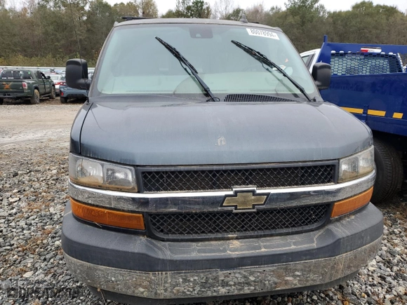 2019 Chevrolet Express Passenger LT with VIN 1GAZGPFG8K1239723, listed as a Copart auction lot 80078994 with 0 mi miles and Salvage Title. Bid and sale history available at carsss.com. Image 5.