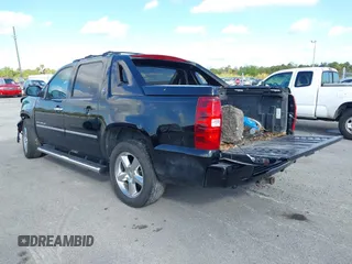 2013 Chevrolet Avalanche LTZ with VIN 3GNMCGE05DG351022, listed as a IAAI auction lot 41138090 with 197,159 mi miles and . Bid and sale history available at DreamBid. Image 3.