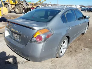 2008 Nissan Altima 2.5 S with VIN 1N4AL21E58N453746, listed as a IAAI auction lot 41738643 with 180,421 mi miles. Bid and sale history available at carsss.com. Image 4.