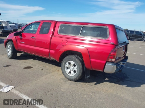 2006 Toyota Tacoma with VIN 5TEUU42N76Z303968, listed as a IAAI auction lot 41520700 with 146,888 mi miles. Bid and sale history available at carsss.com. Image 3.
