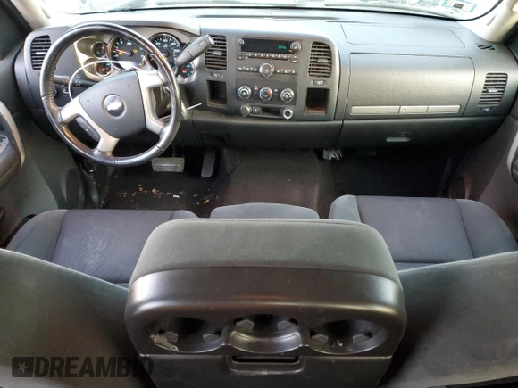 2009 Chevrolet Silverado 1500 LT with VIN 3GCEC23CX9G140211, listed as a Copart auction lot 82701964 with 130,641 mi miles and Salvage Title. Bid and sale history available at carsss.com. Image 8.