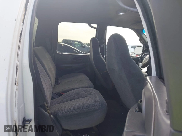 2001 Ford F-150 XLT with VIN 1FTRW07L81KE91672, listed as a IAAI auction lot 42021661 with 200,000 mi miles and . Bid and sale history available at DreamBid. Image 8.