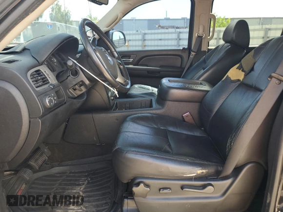 2008 Chevrolet Avalanche LTZ with VIN 3GNEC12068G182396, listed as a Copart auction lot 67563464 with 122,927 mi miles and Salvage Title. Bid and sale history available at carsss.com. Image 7.