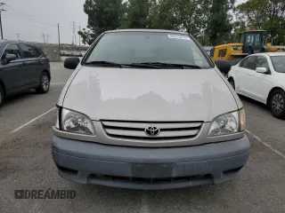 2002 Toyota Sienna LE with VIN 4T3ZF13CX2U473002, listed as a Copart auction lot 86553254 with 359,659 mi miles and Salvage Title. Bid and sale history available at carsss.com. Image 5.