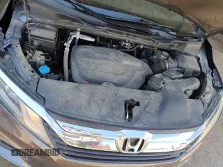 2018 Honda Odyssey LX with VIN 5FNRL6H20JB086713, listed as a Copart auction lot 68504455 with 92,823 mi miles and Salvage title. Bid and sale history available at DreamBid. Image 14.